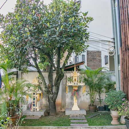 Hotel Chada House Chiang Mai Exterior foto